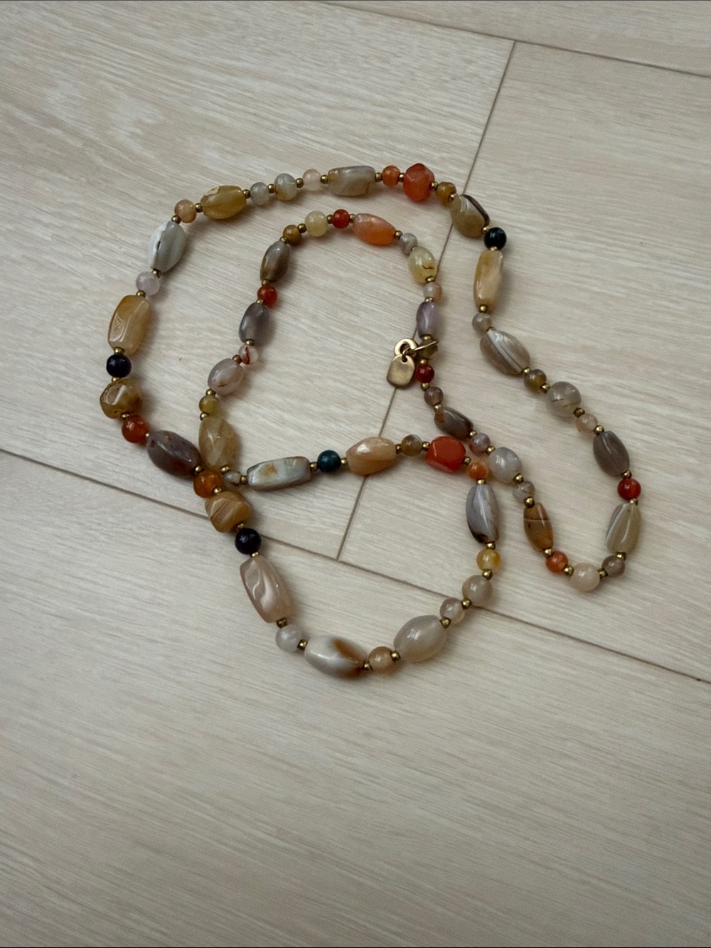 Brooks Brothers Agate Bead Necklace in Orange, Cream & Green Gold Tone Jewelry - Picture 6 of 7